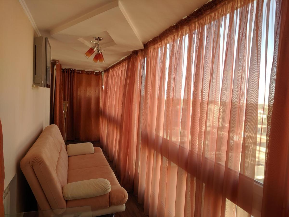 13 Floor Panorama Apartment โอเดสซา ภายนอก รูปภาพ
